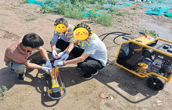 犀牛液壓取土鉆機(jī)培訓(xùn)、交付記錄